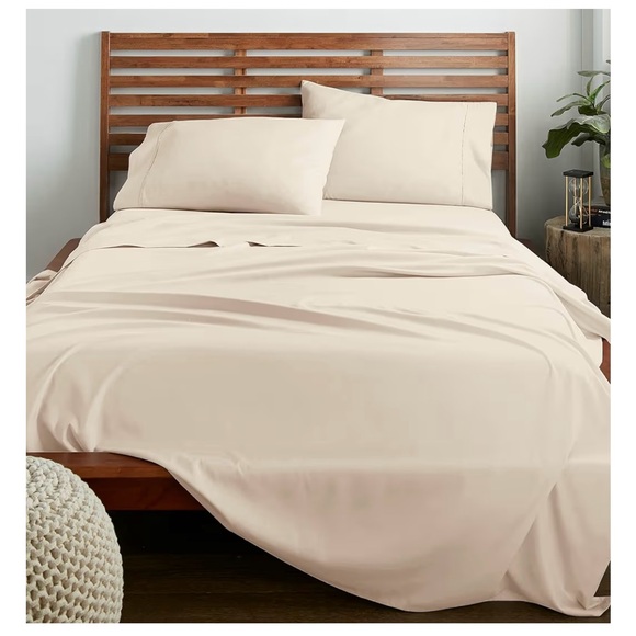 american home Other - American Home Cream Bedding Set